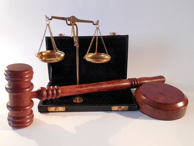 W czym umie nam wesprzeć radca prawny? W których kwestiach i w jakich płaszczyznach prawa wspomoże nam radca prawny?